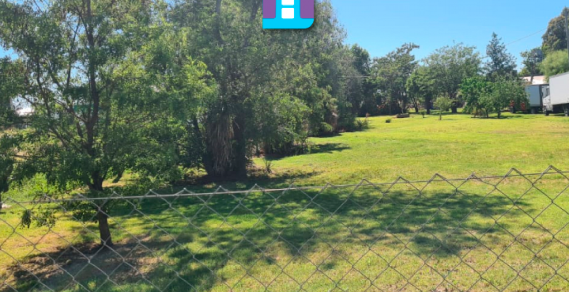 Terrenos sobre Toscano y Fiorucci