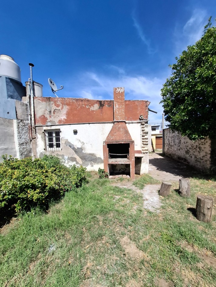 Casa Antigua ideal inversion (alquilada)